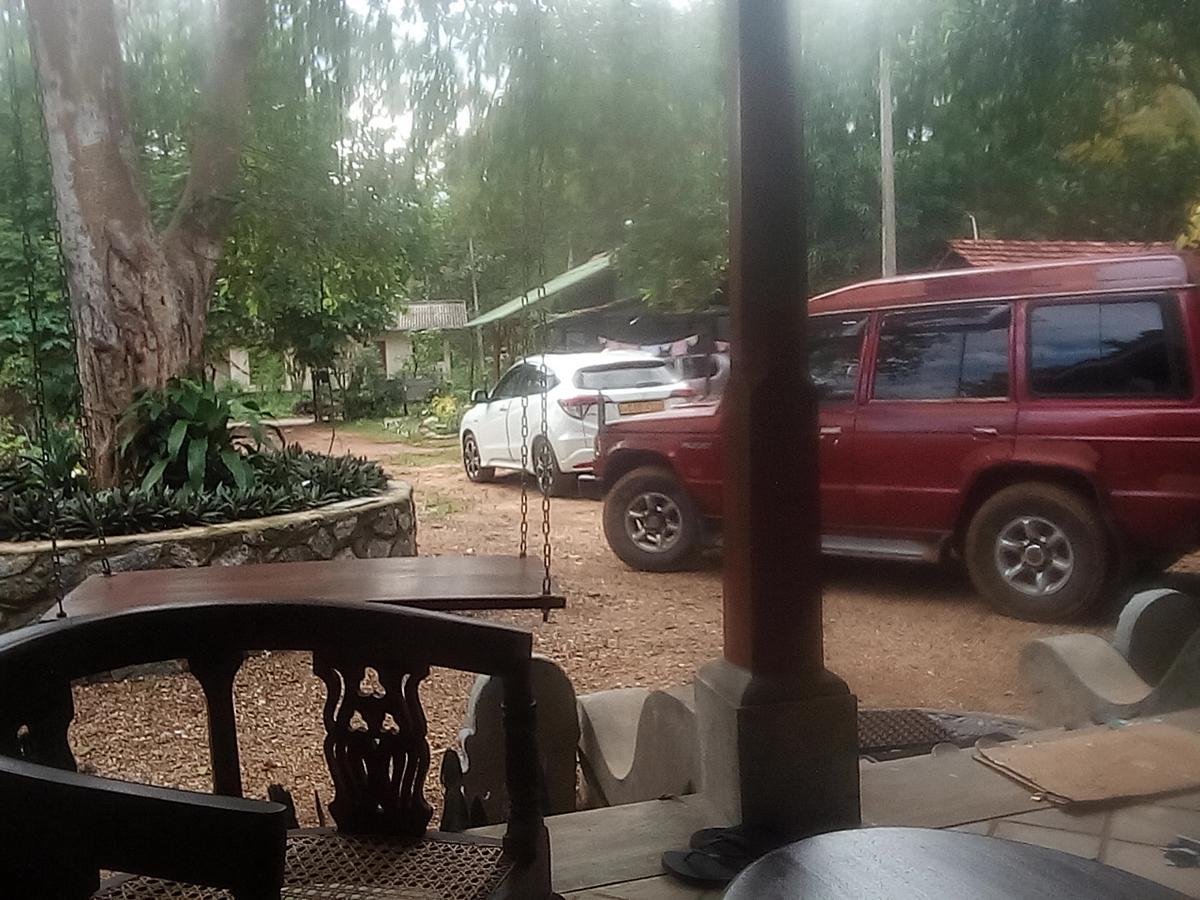 Owls Nest Hotel Udawalawe Kültér fotó